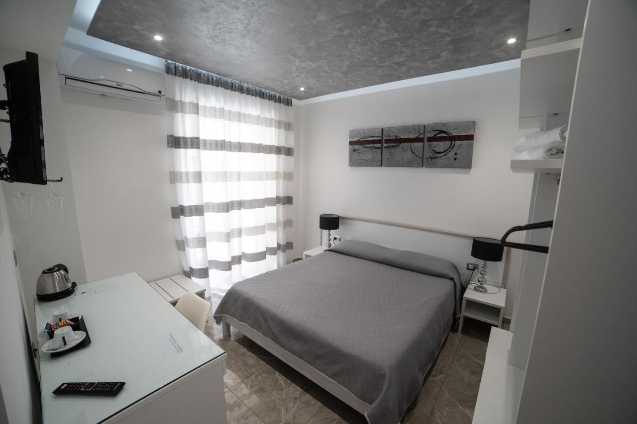 Hotel Tropea Luxury & Charm Esterno foto