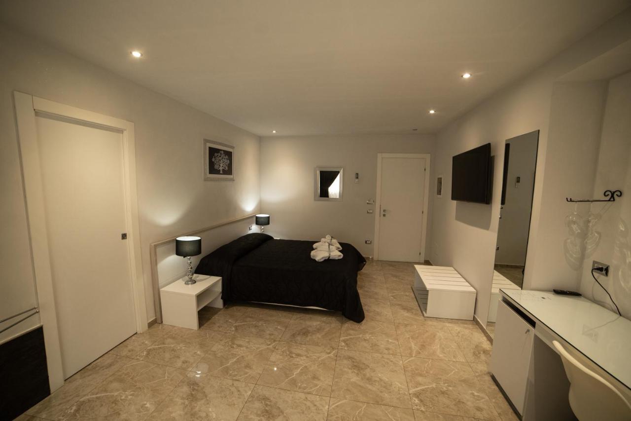 Hotel Tropea Luxury & Charm Esterno foto