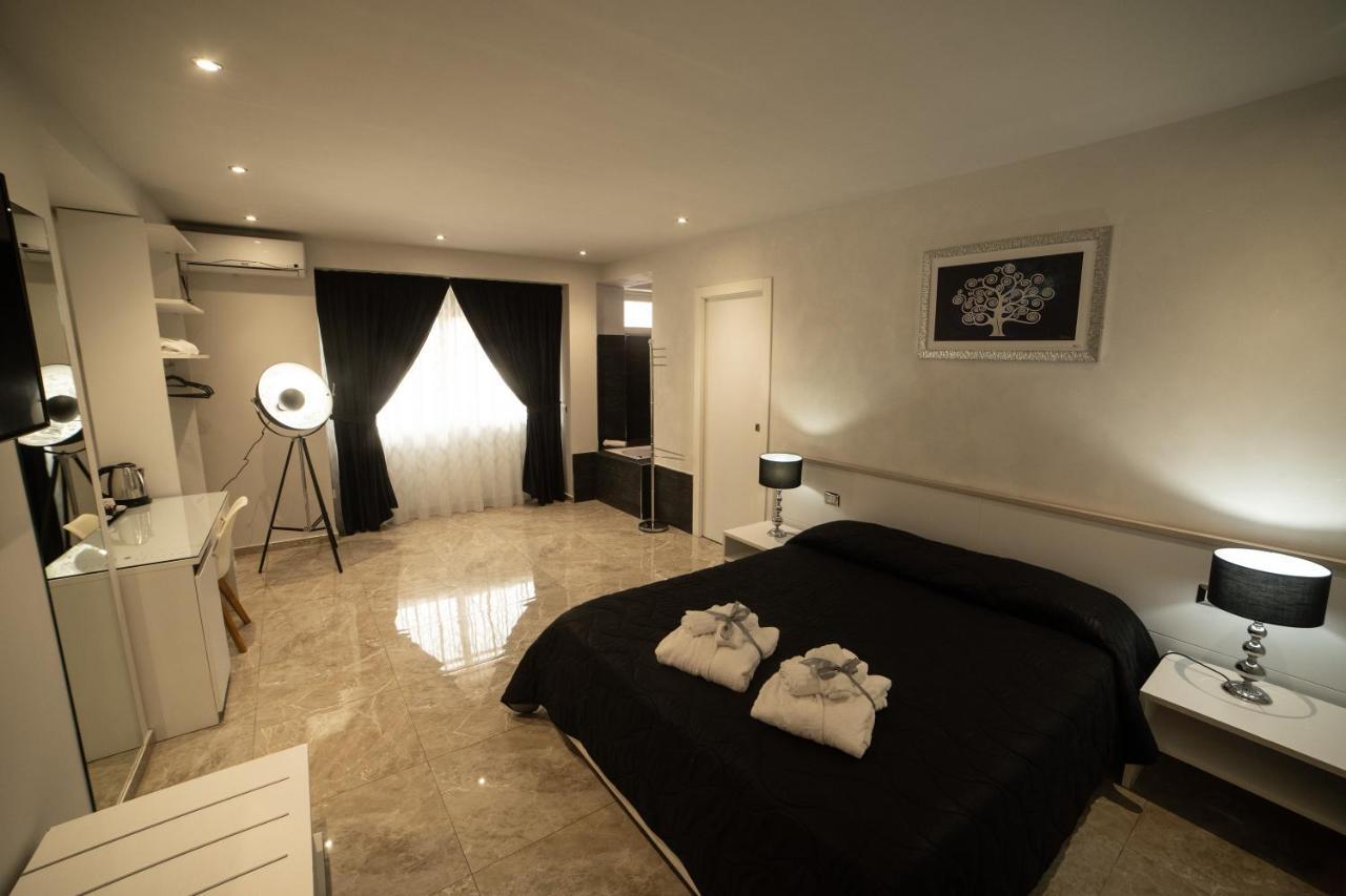 Hotel Tropea Luxury & Charm Esterno foto