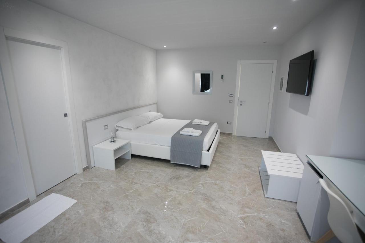 Hotel Tropea Luxury & Charm Esterno foto